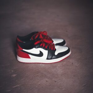 dnk red shoes